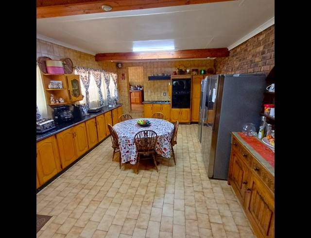 6 BEDROOM HOUSE FOR SALE IN MEYERTON SOUTH